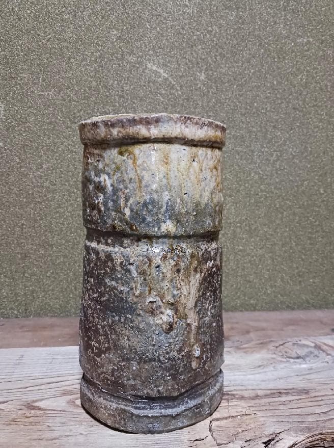 伊賀焼　花入れ　時代・作者不詳　合わせ箱付き