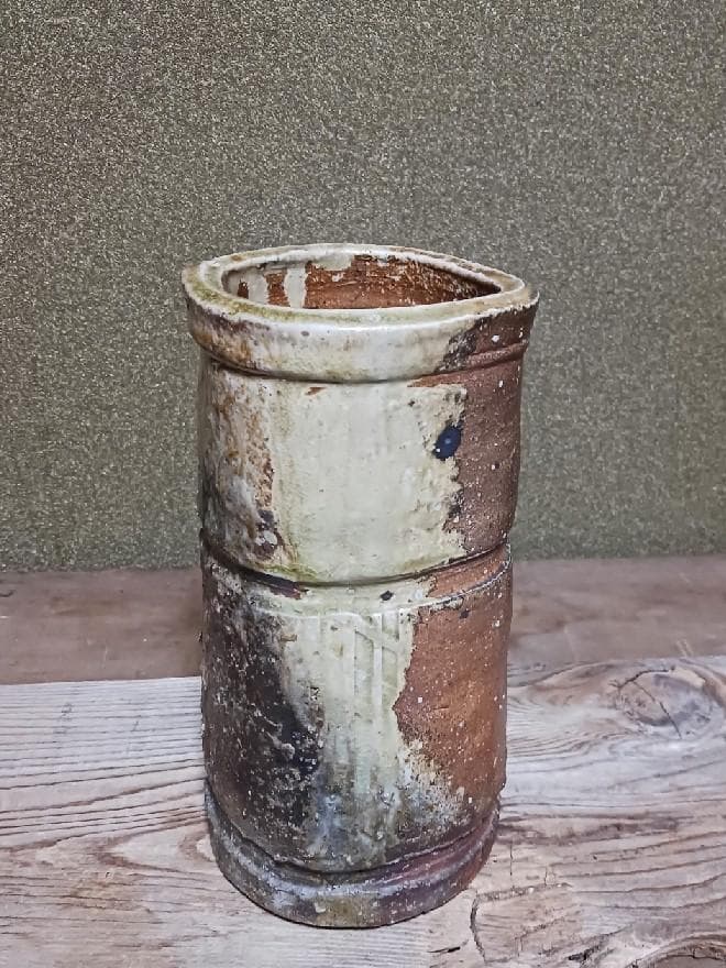 伊賀焼　花入れ　時代・作者不詳　合わせ箱付き