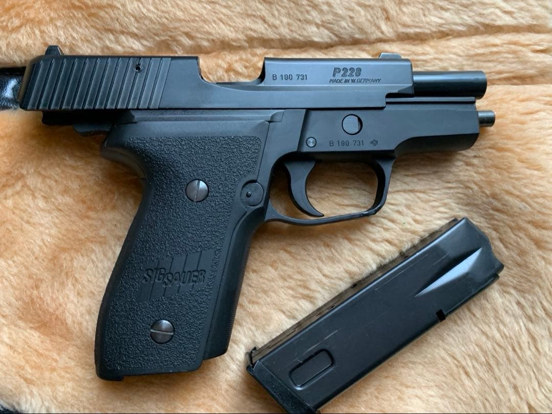 タナカ SIG P228 EVO2 frame フレームHW 樹脂製