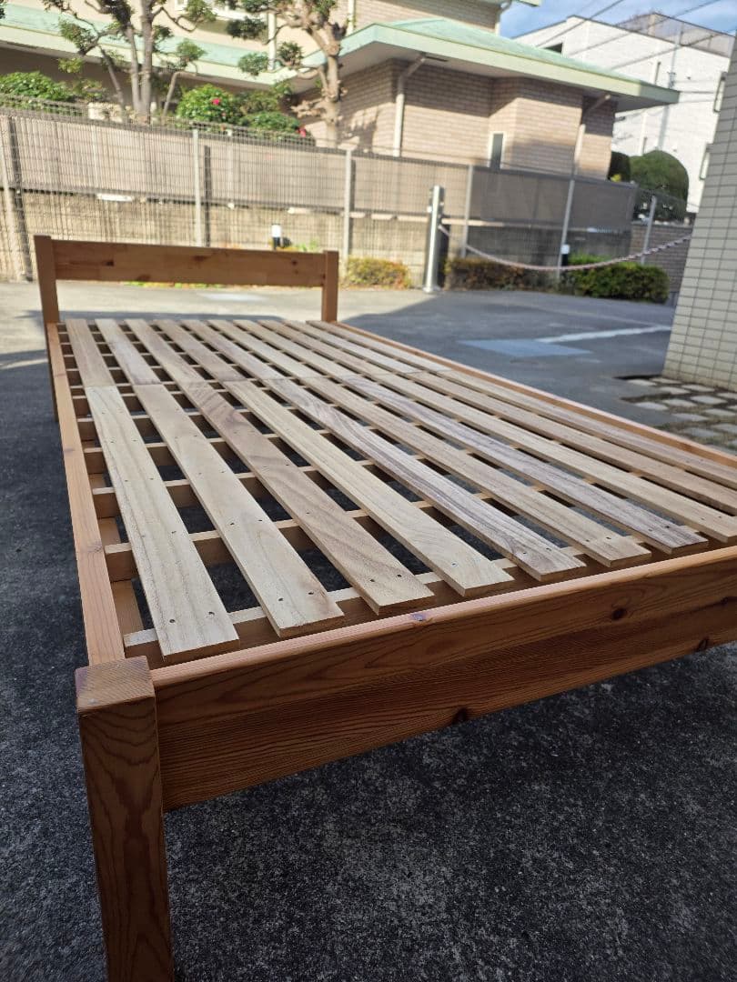 木製シングルベッドフレーム