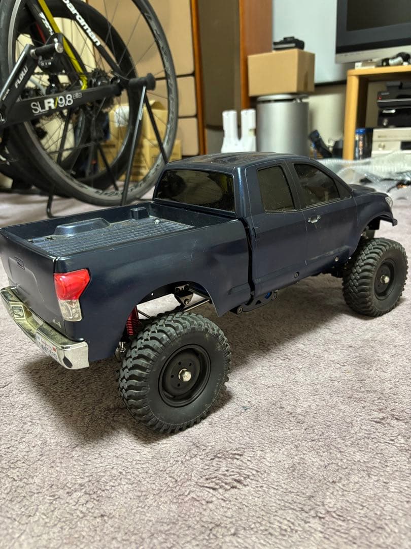 タミヤ　トヨタ・タンドラ 4WD プロポ、バッテリー付き