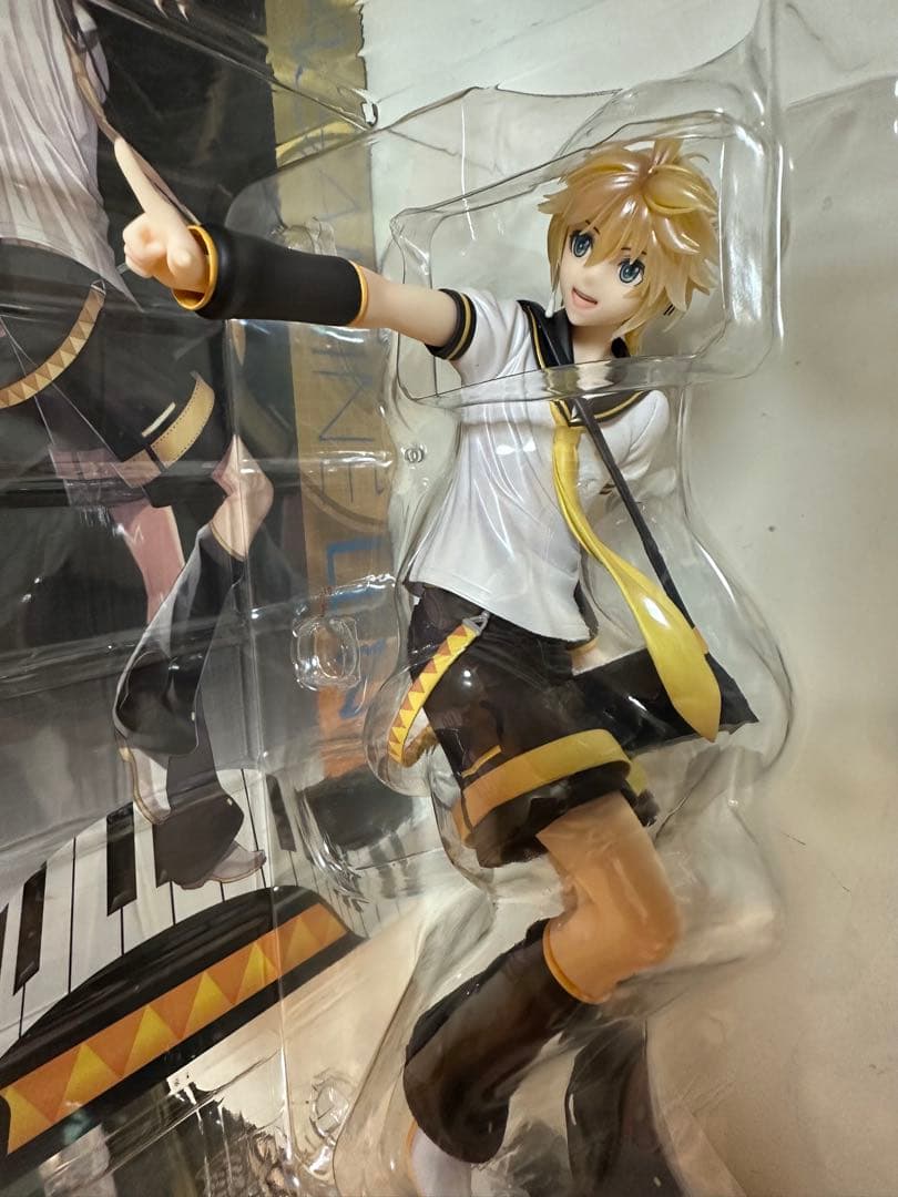 鏡音レン Tony Ver. 1/7 フィギュア