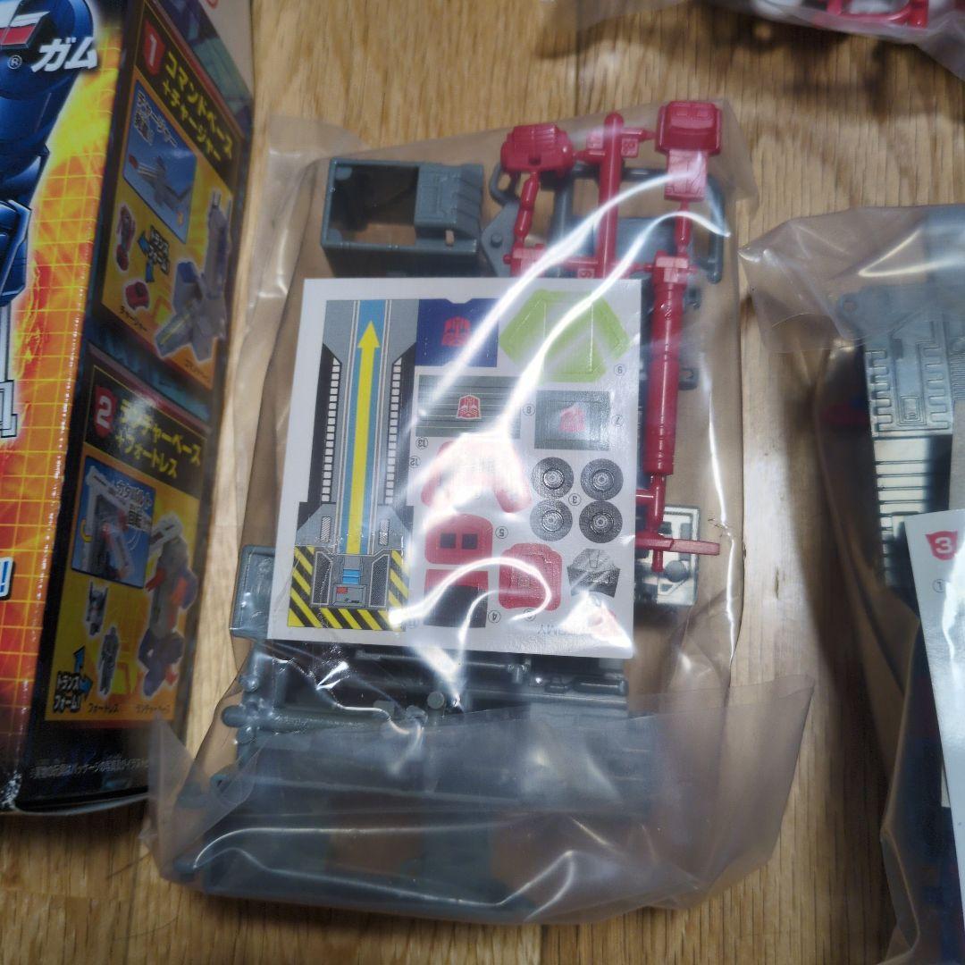 DX トランスフォーマーガム　フォートレスマキシマス 3体セット