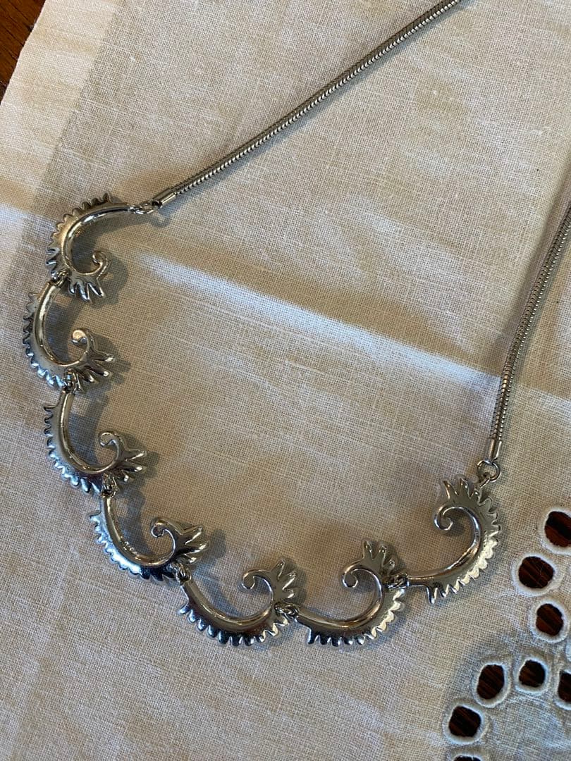 コスチュームジュエリー　pennino ネックレス＆イヤリングセット