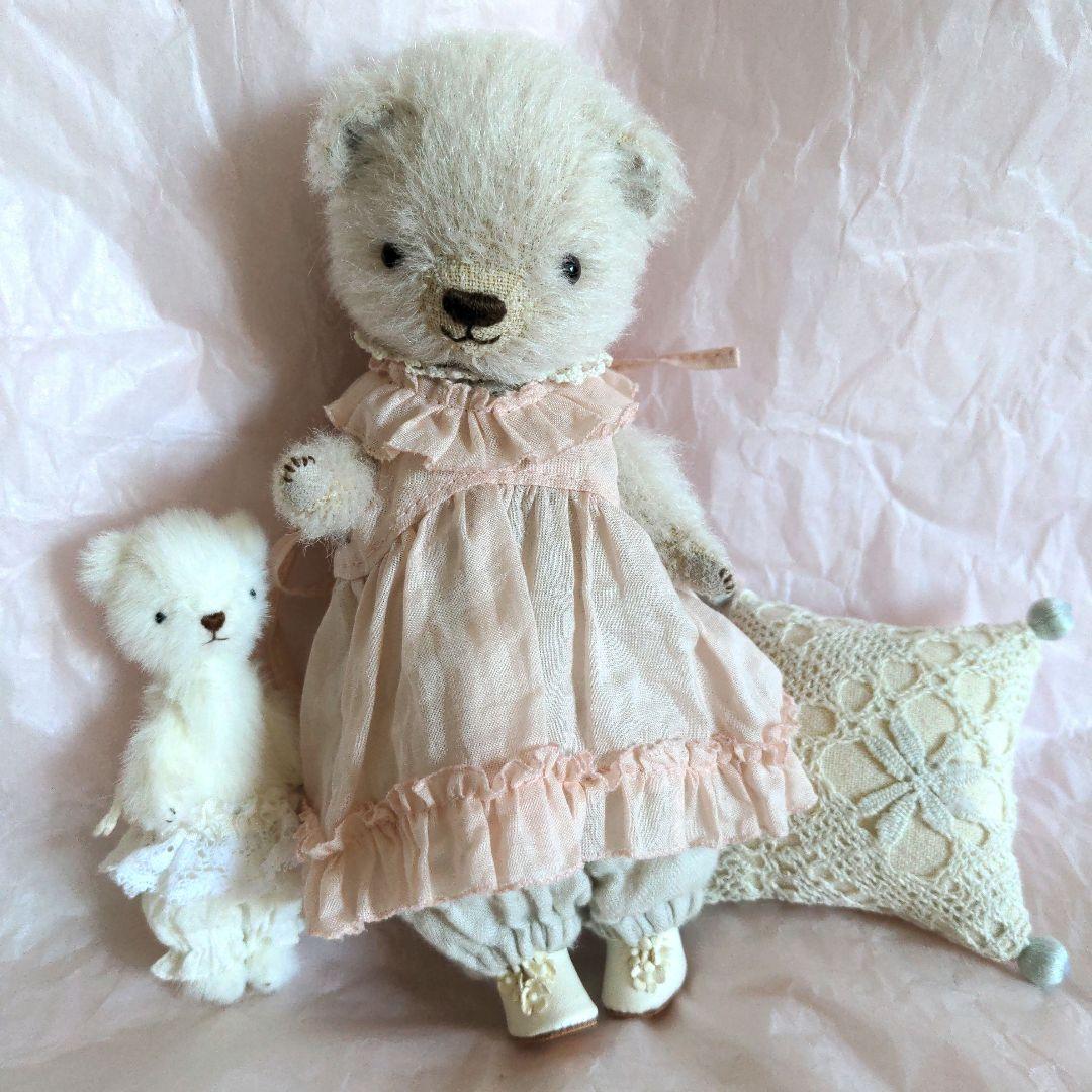 作家 くまさん2体＋ 洋服多数 ぬいぐるみ ハンドメイド