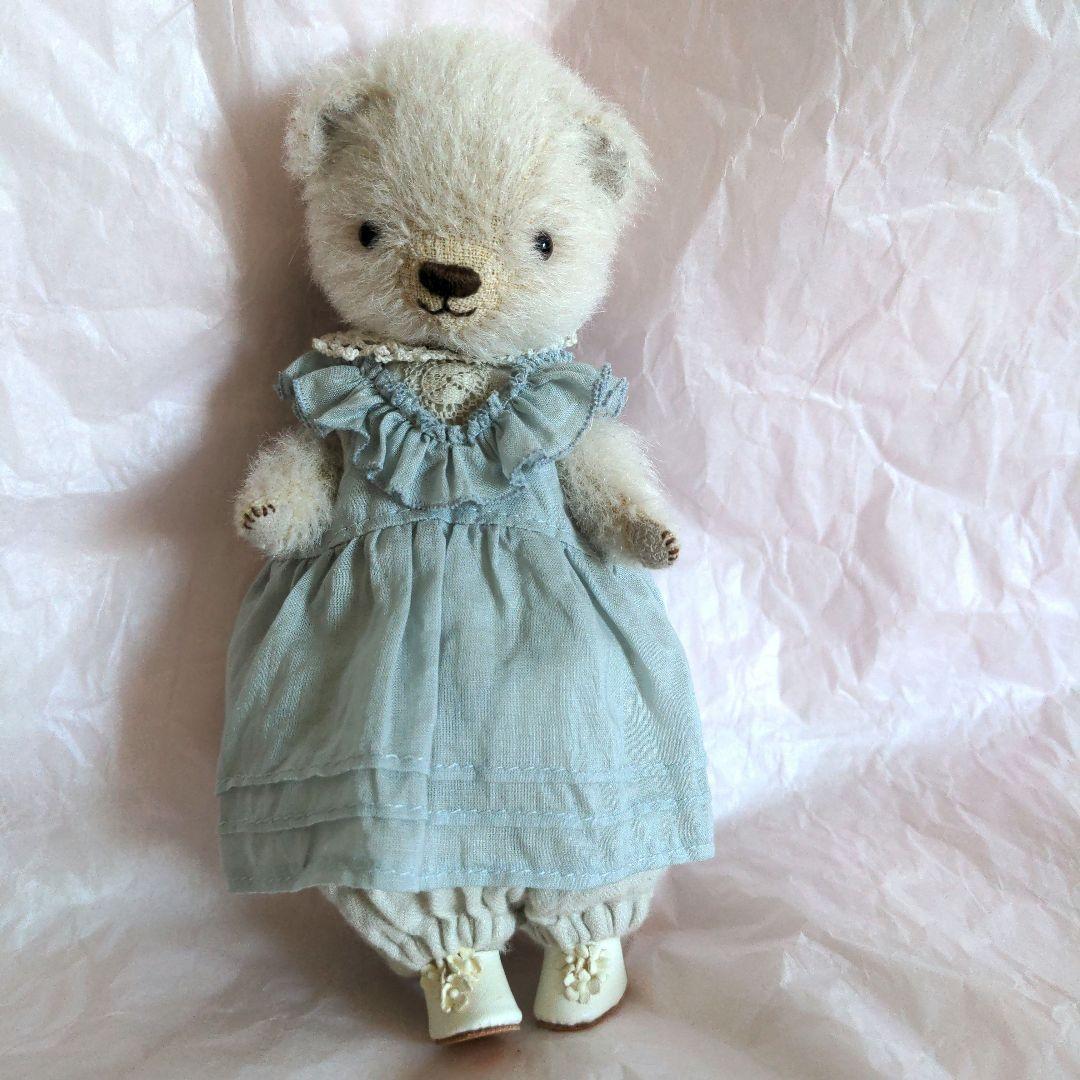 作家 くまさん2体＋ 洋服多数 ぬいぐるみ ハンドメイド