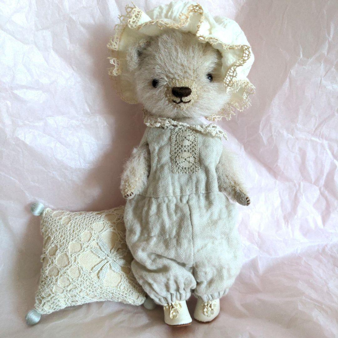 作家 くまさん2体＋ 洋服多数 ぬいぐるみ ハンドメイド