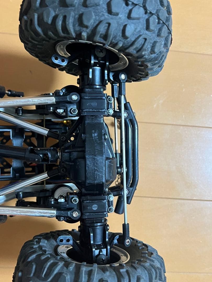 タミヤ　1/10 CR-01 ランドクルーザー40 クローラーRC