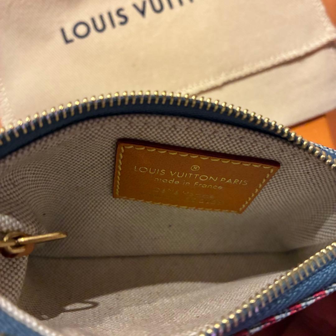ルイヴィトン　キーケース