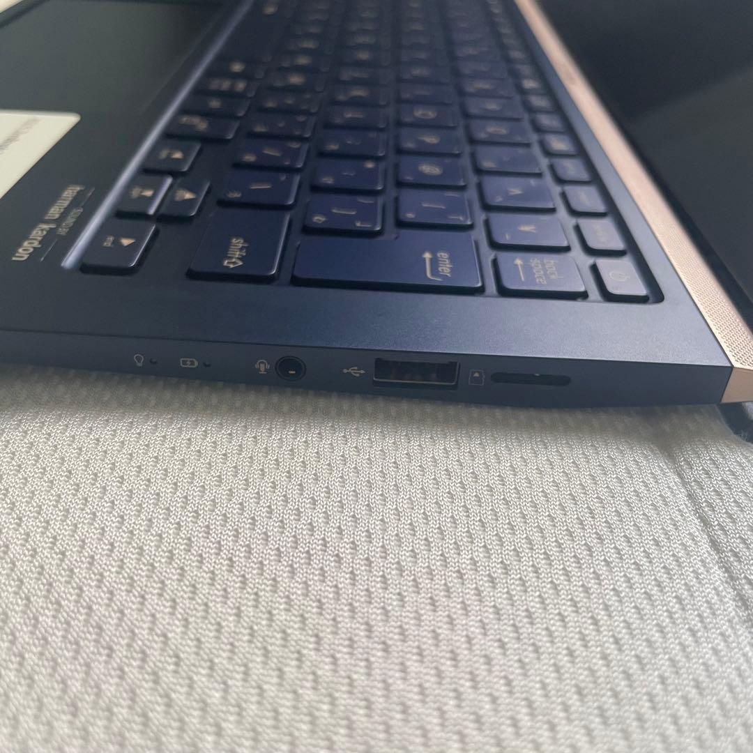 ASUS ZenBook 14 ロイヤルブルー UX434FL-8565