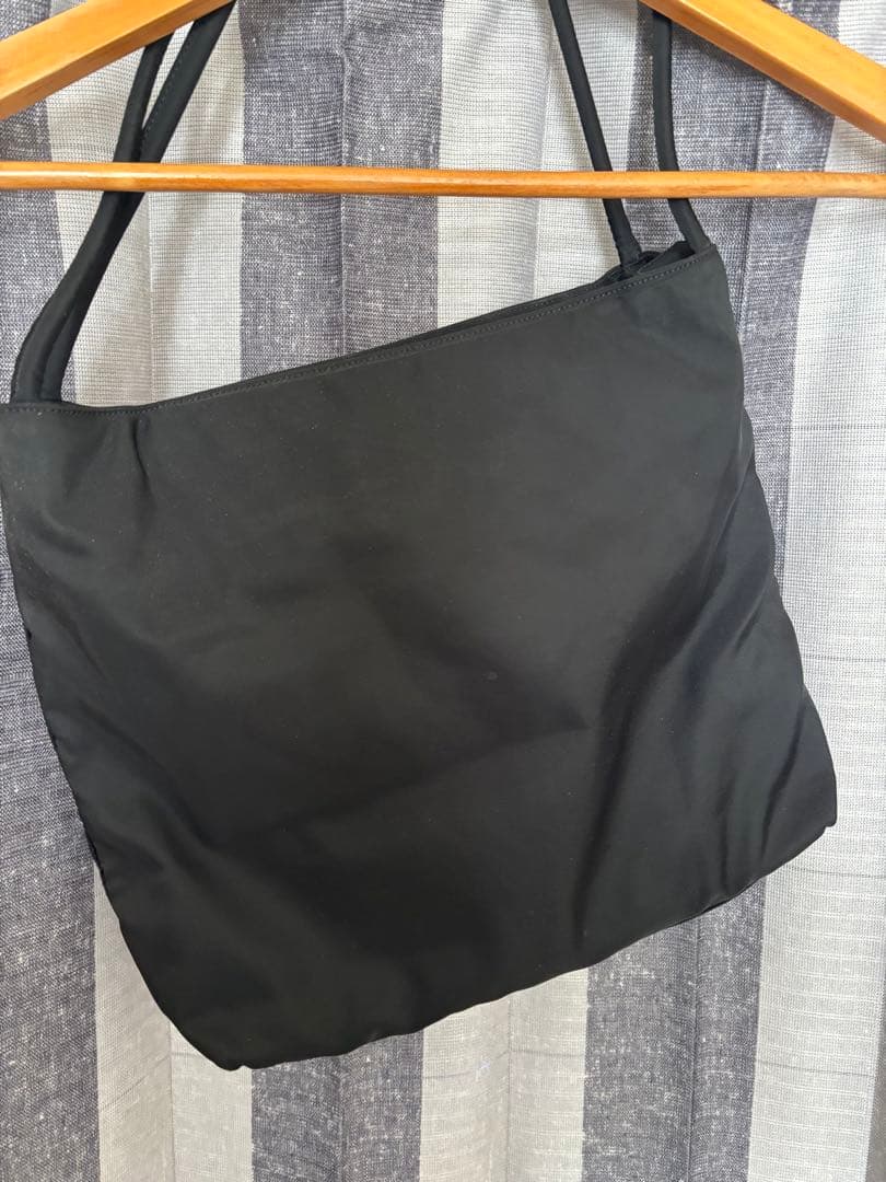 PRADA 黒 ナイロン　トートバッグ ハンドバック