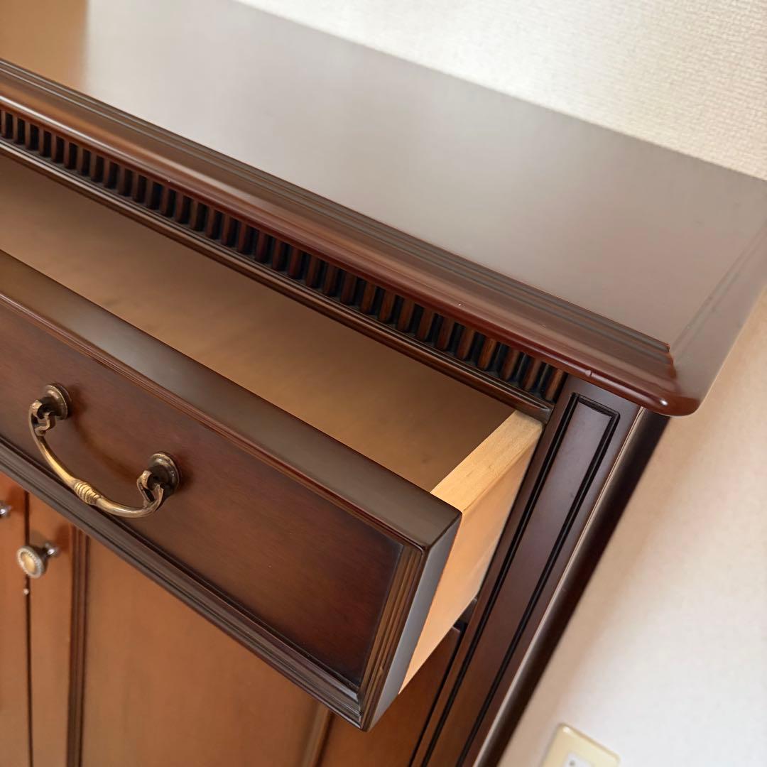 キャビネット　フルール　ケントハウス　東海家具　リビングボード　アンティーク