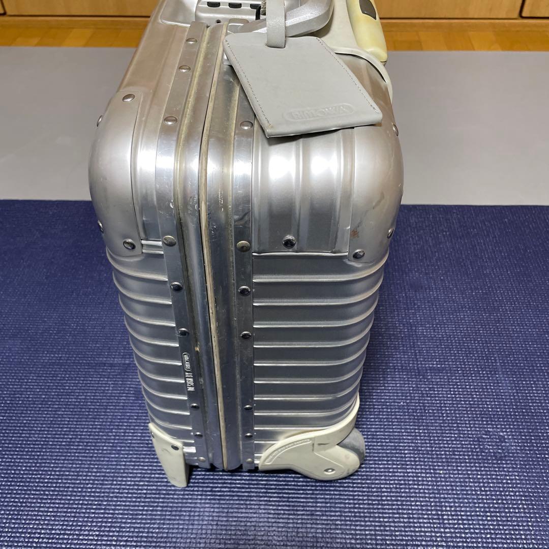 RIMOWA シルバー キャリーケース　2輪