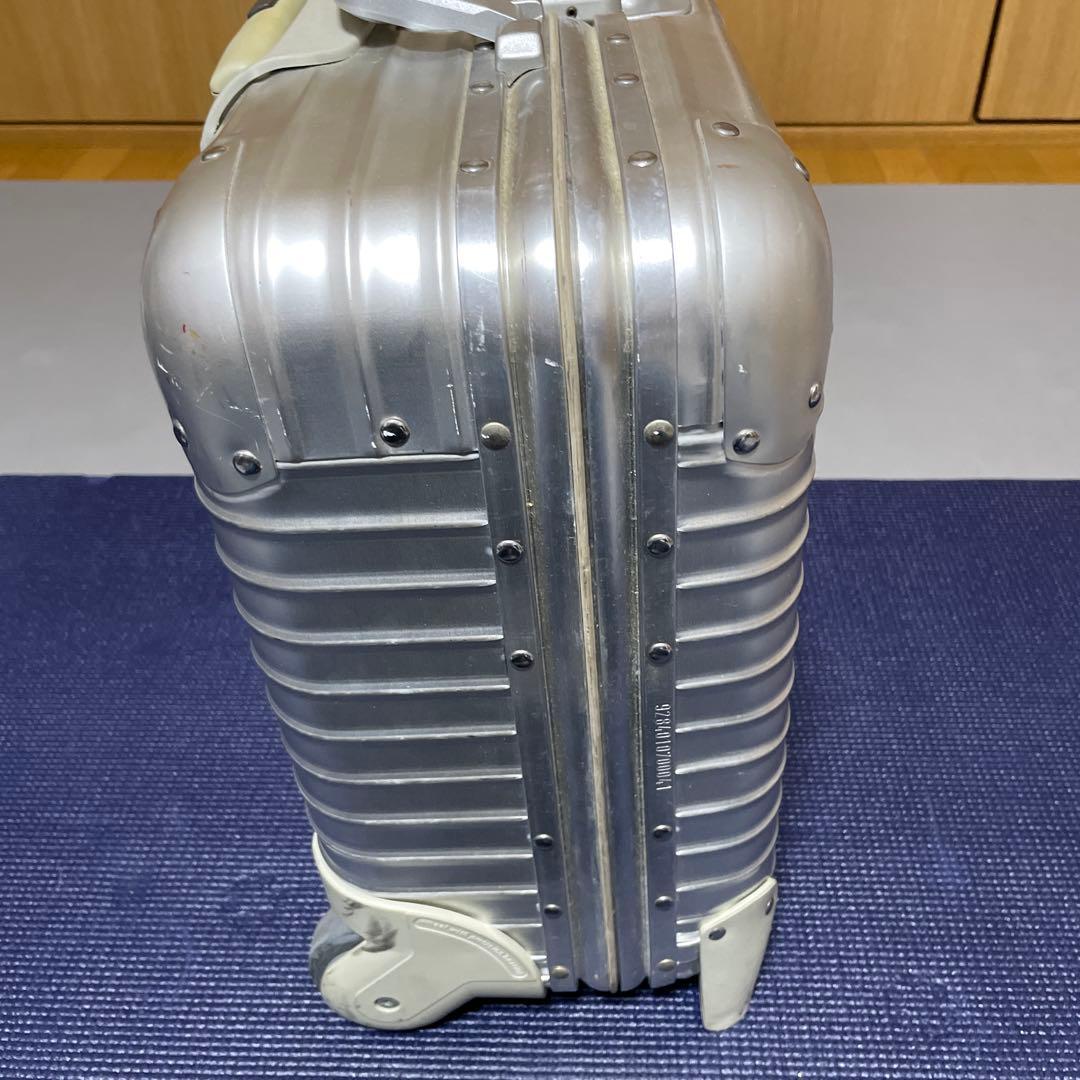 RIMOWA シルバー キャリーケース　2輪