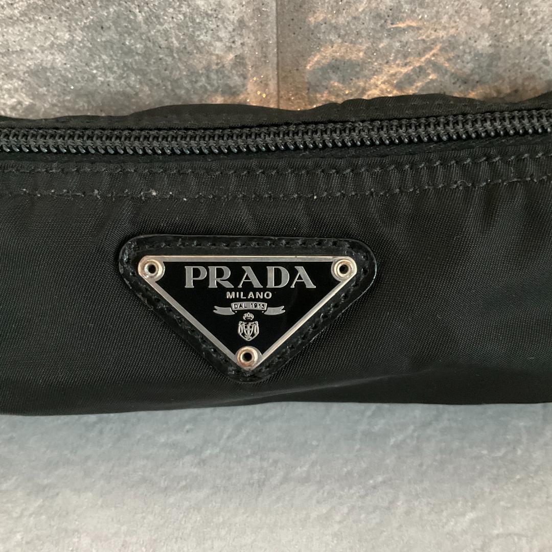 PRADA プラダ　ペンケース　ポーチ　ブラック