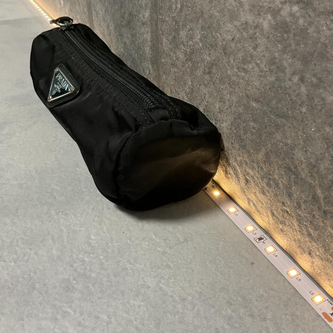 PRADA プラダ　ペンケース　ポーチ　ブラック