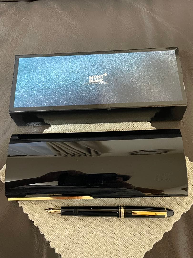 ◾️美品◾️モンブラン◾️146万年筆◾️マイスターシュテュック◾️化粧箱、サービスガイド