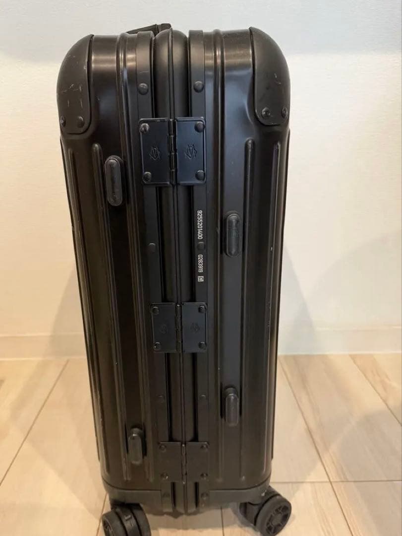 リモワ オリジナルキャビン S ブラック31L