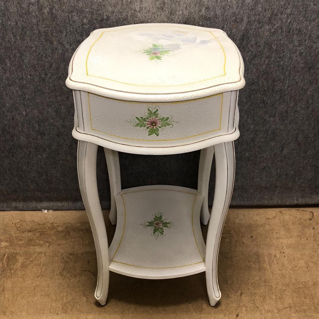 アンティーク調　ネコ脚テーブル　サイドテーブル