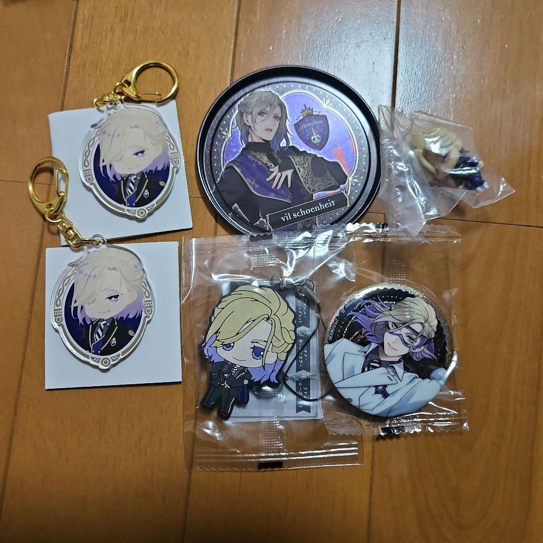 ツイステッドワンダーランド グッズ まとめ売り