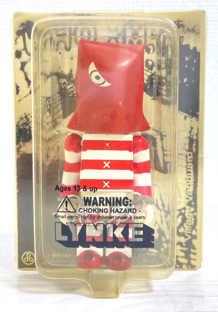 WHO AM I キューブリック 風フィギュア KUBRICK LYNKE 紙袋