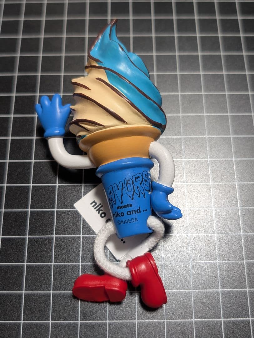 niko and... FLAVOR お座りオブジェ　ソフト バーガー ドーナツ