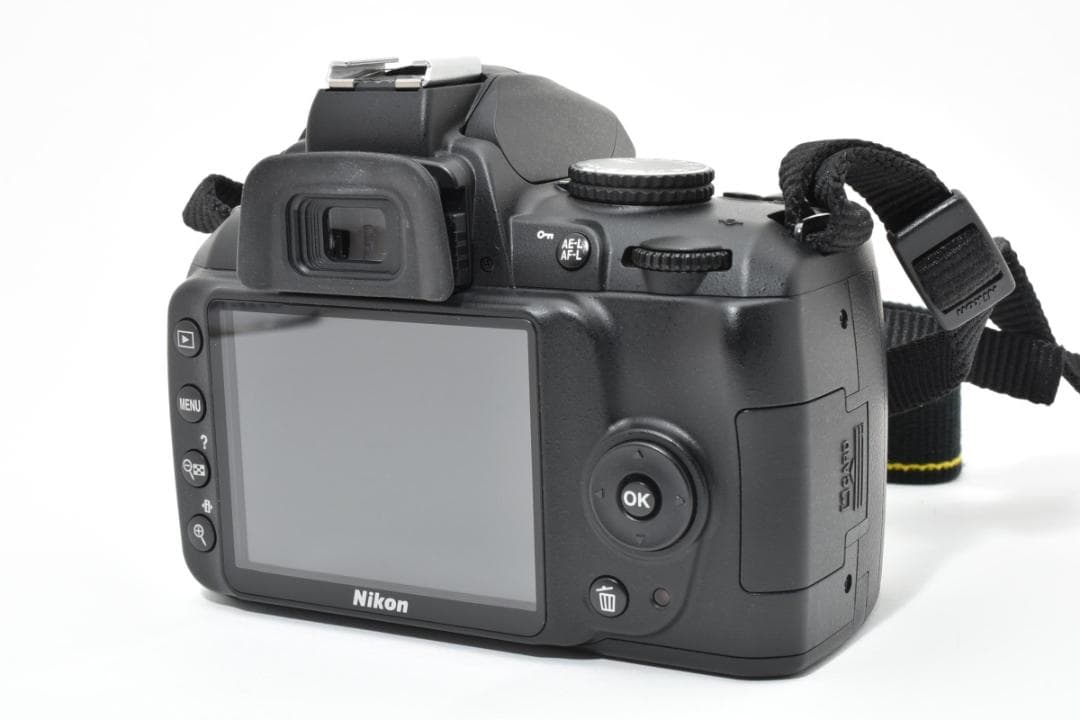 ★撮影枚数957枚・超美品★Nikon ニコン D3000 ボディ #20716