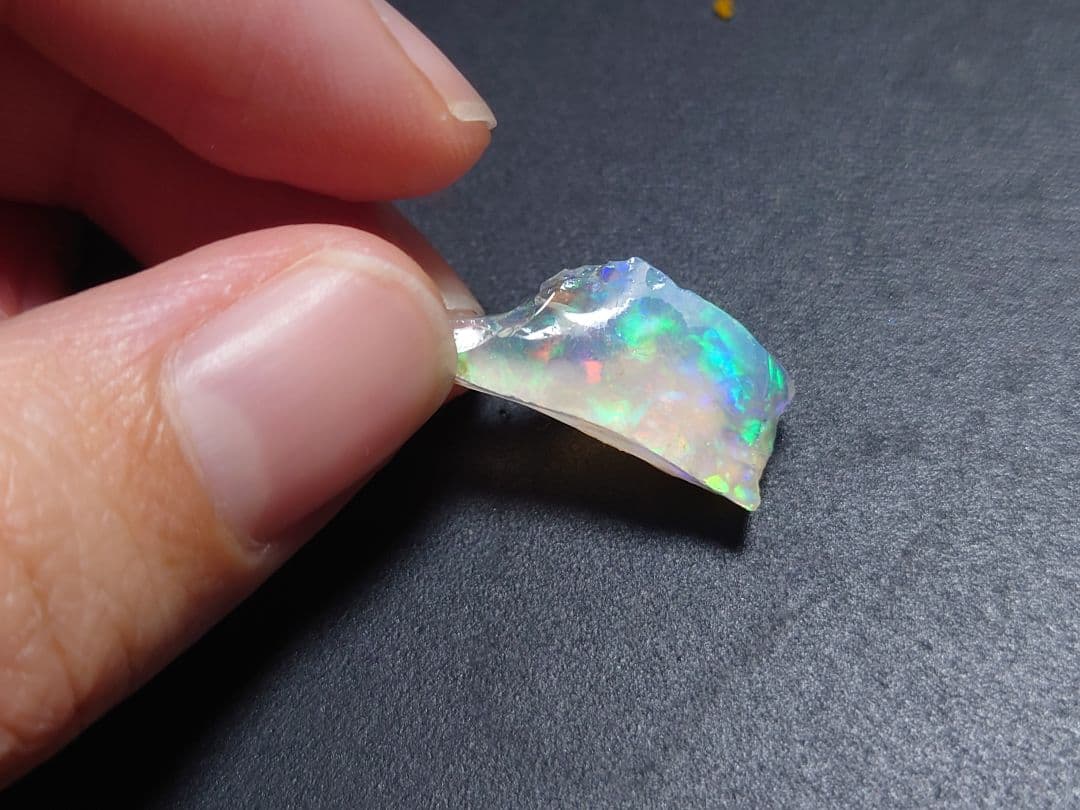 エチオピアウェロ産　チョークオパール　鉱物標本　原石　ポッチ