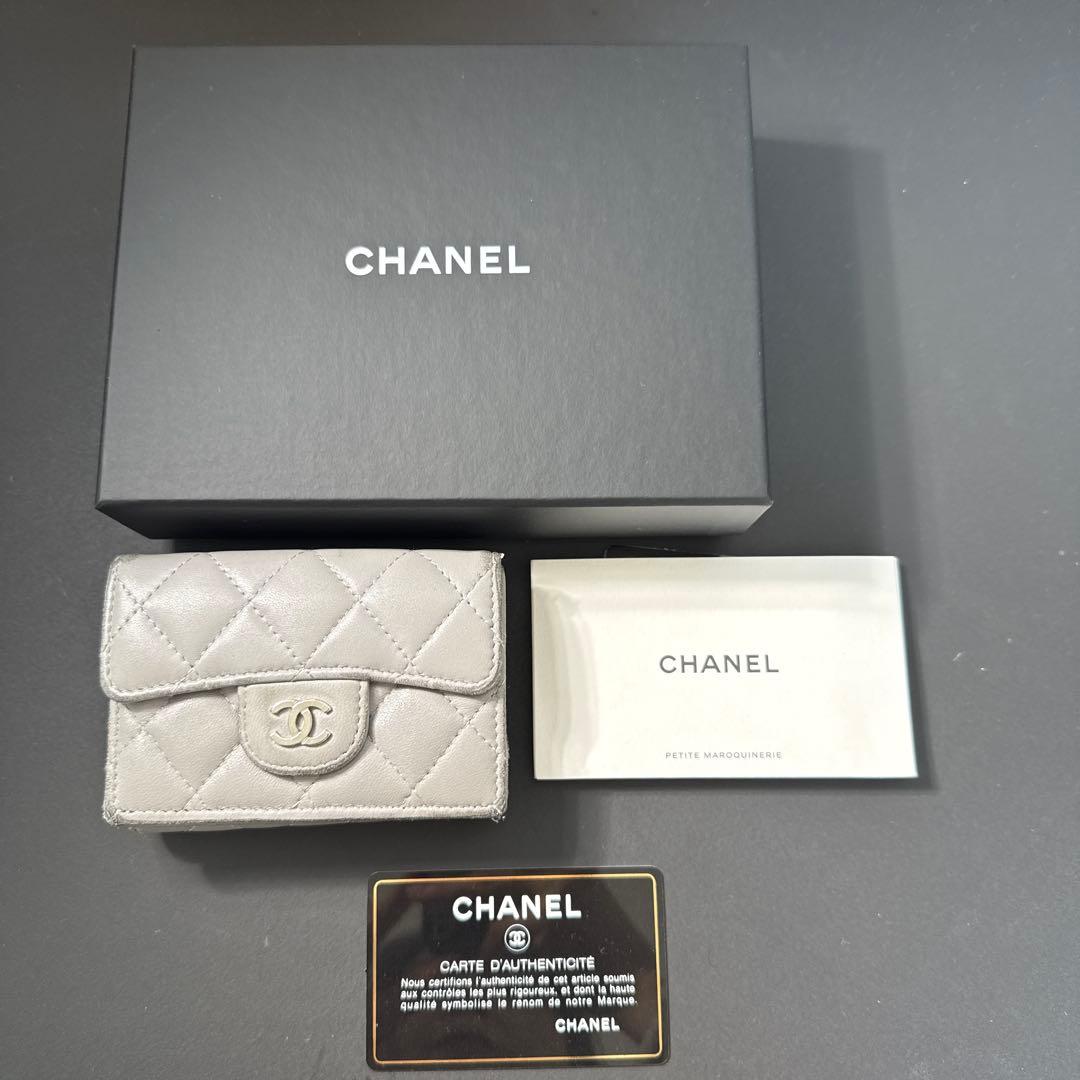 シャネル　CHANEL コンパクト　財布　三つ折り　グレー