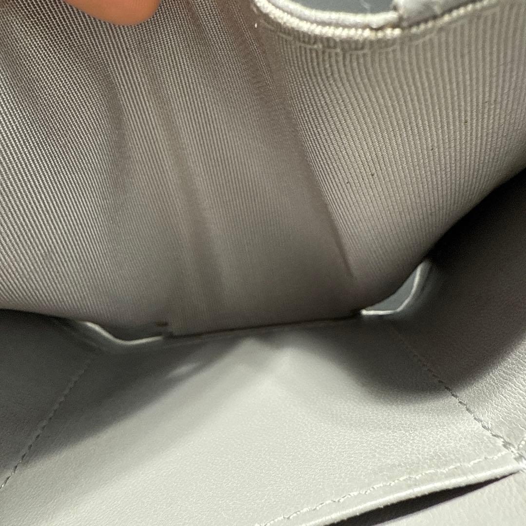 シャネル　CHANEL コンパクト　財布　三つ折り　グレー