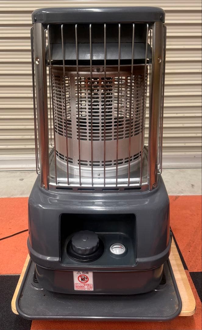 業務用　TOYOTOMI（トヨトミ）石油ストーブ　KF-19N