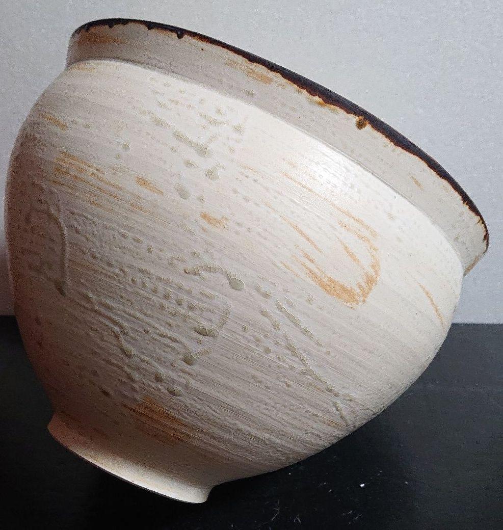 奥田武彦  作品 鉢