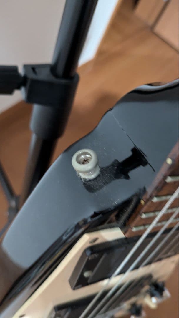 【今週末で終了予定】EMG搭載 Epiphone Flying V