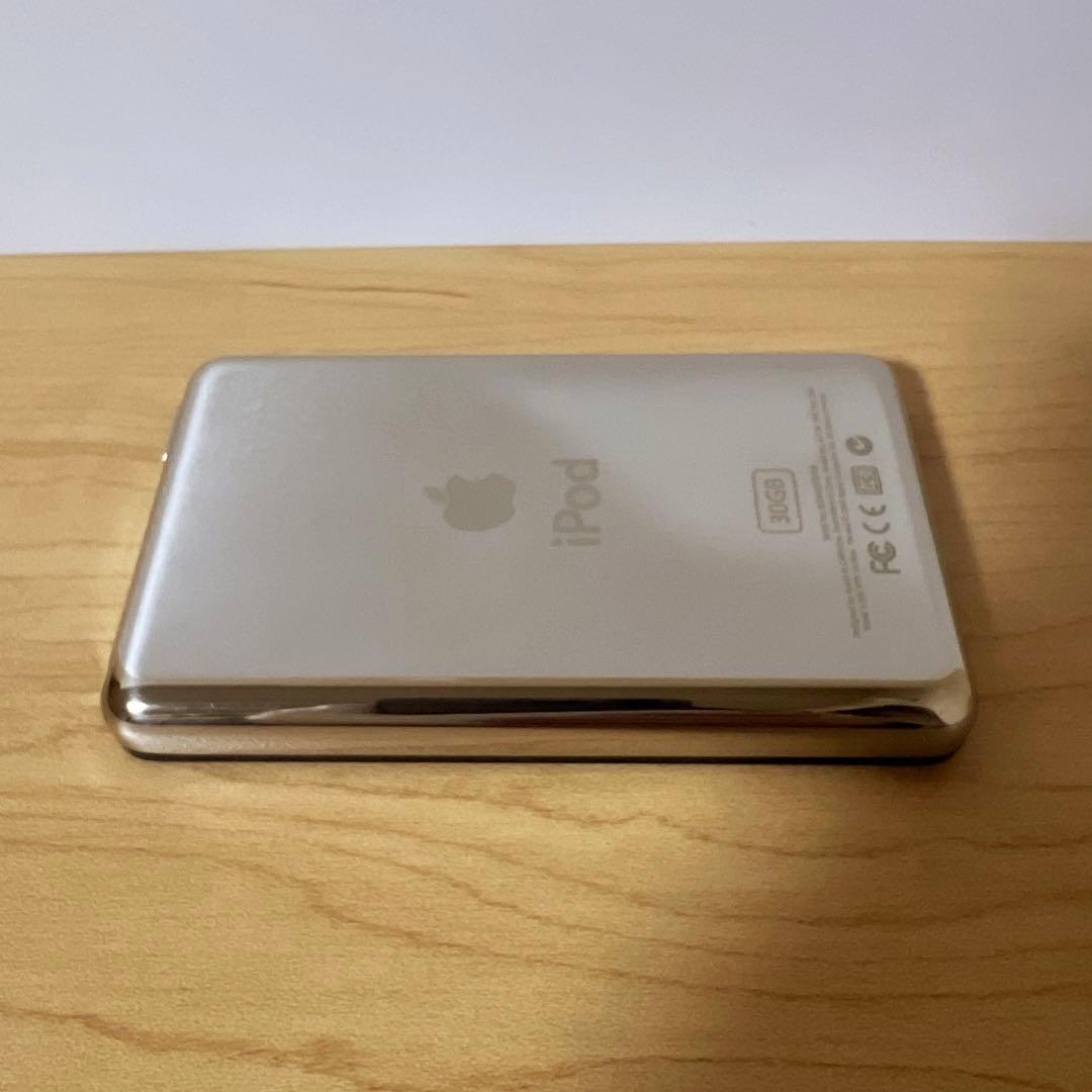 美品 Apple iPod 30GB BLACK MA146J/A