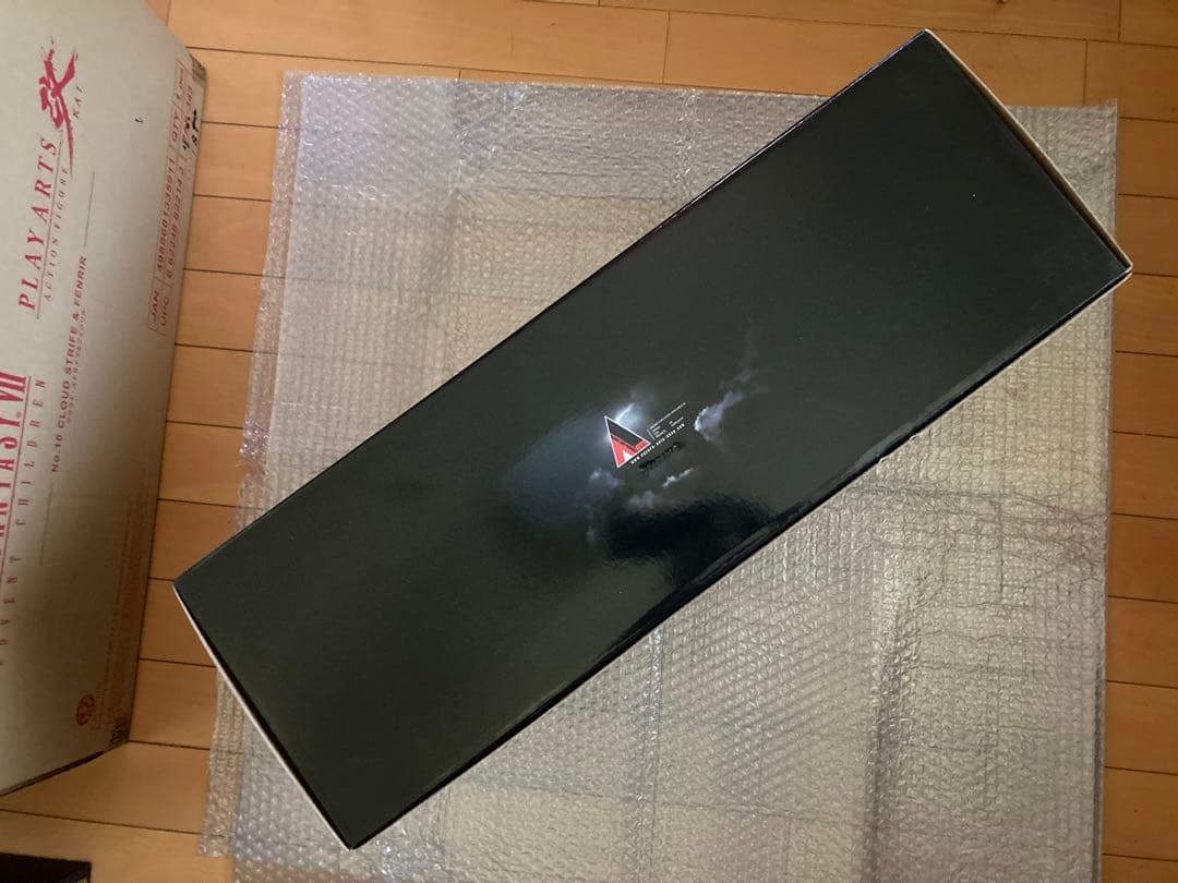 【値下】PLAY ARTS改 クラウド・ストライフ＆フェンリル