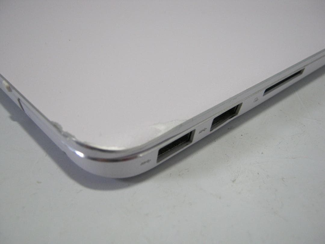 ASUS UX305FA SSD256 MEM8 Win11動作　ホワイト