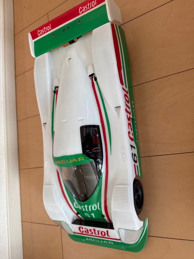 タミヤCカー　Mercedes Benz C11 (ボディーカストロール塗装)