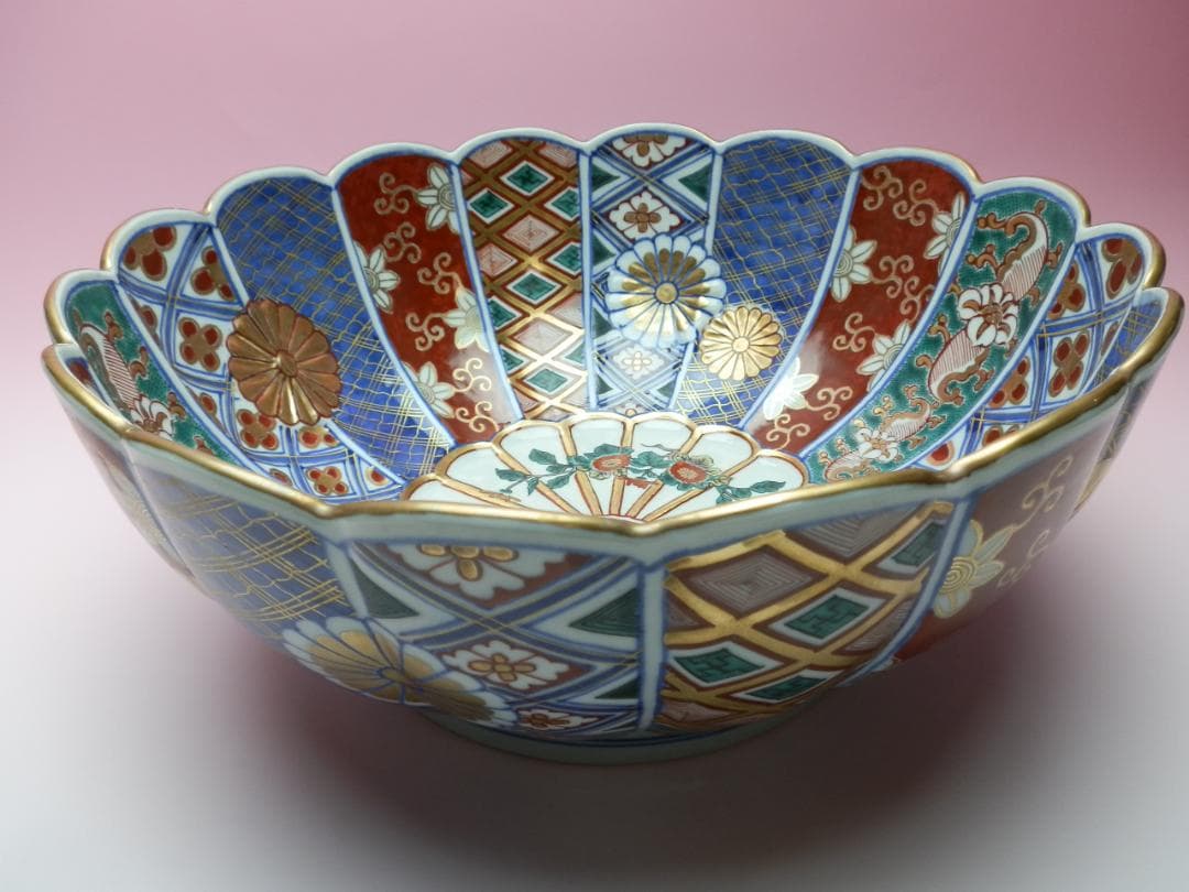 大聖寺伊万里 色絵 金彩 菊紋 菊形 特大鉢 奇玉宝鼎之珍銘 MO71208