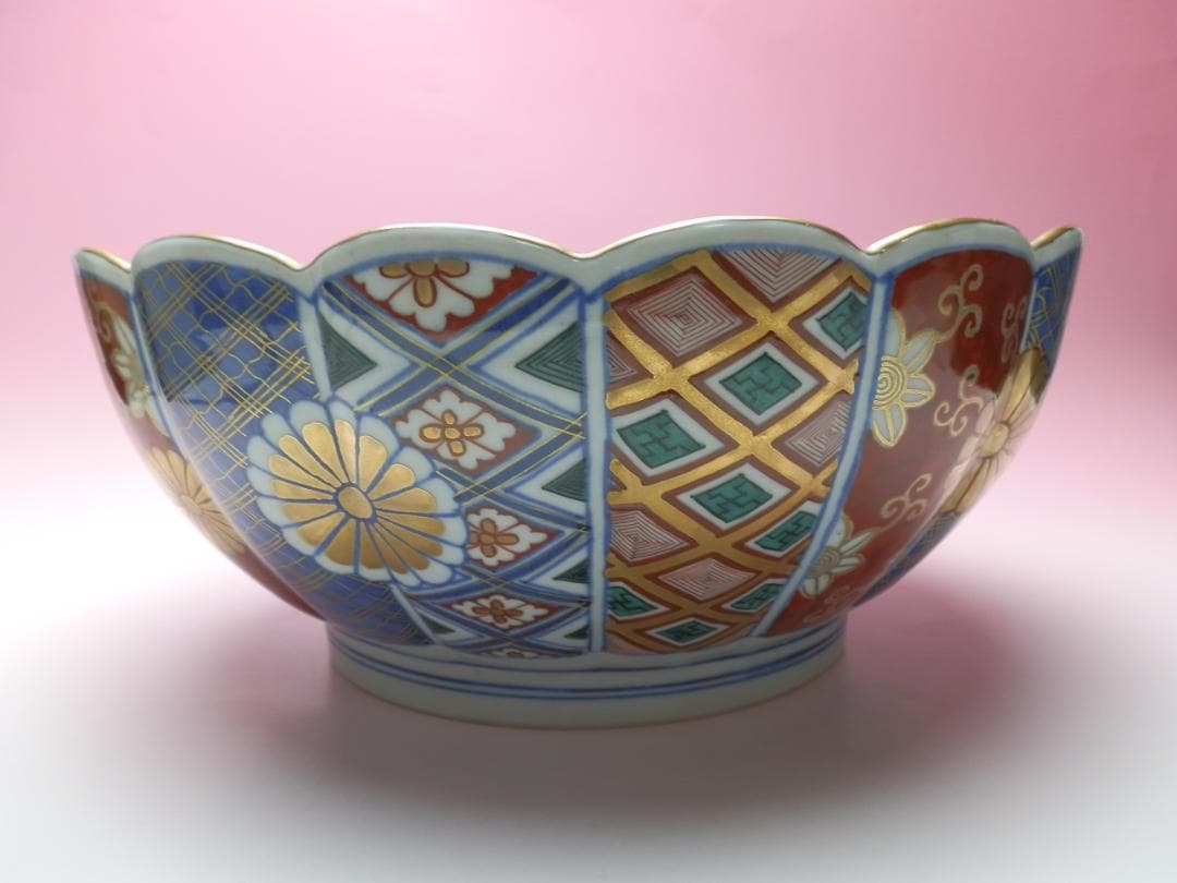 大聖寺伊万里 色絵 金彩 菊紋 菊形 特大鉢 奇玉宝鼎之珍銘 MO71208