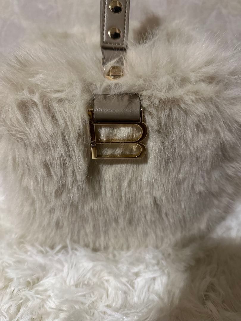 z*l様 Bibiy B. FUR BOX BAG ベージュ
