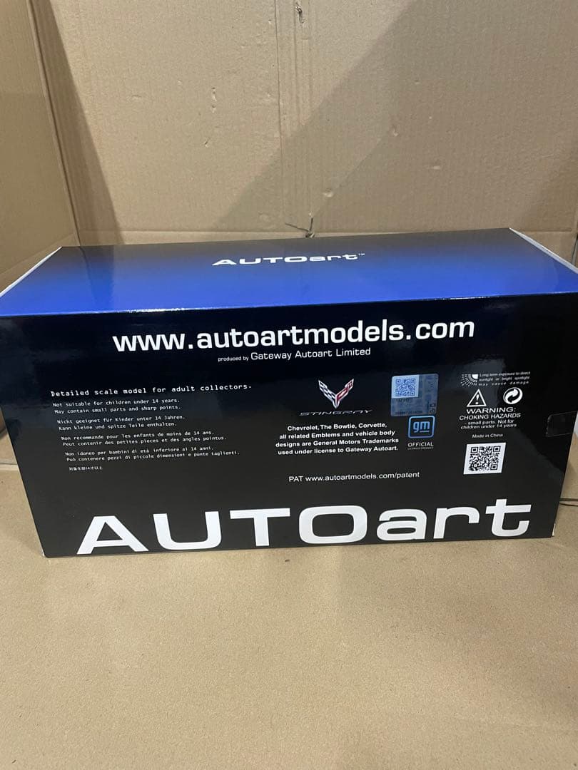 ハッピー専用オートアート 1/18 シボレー コルベット スティングレイ Z51