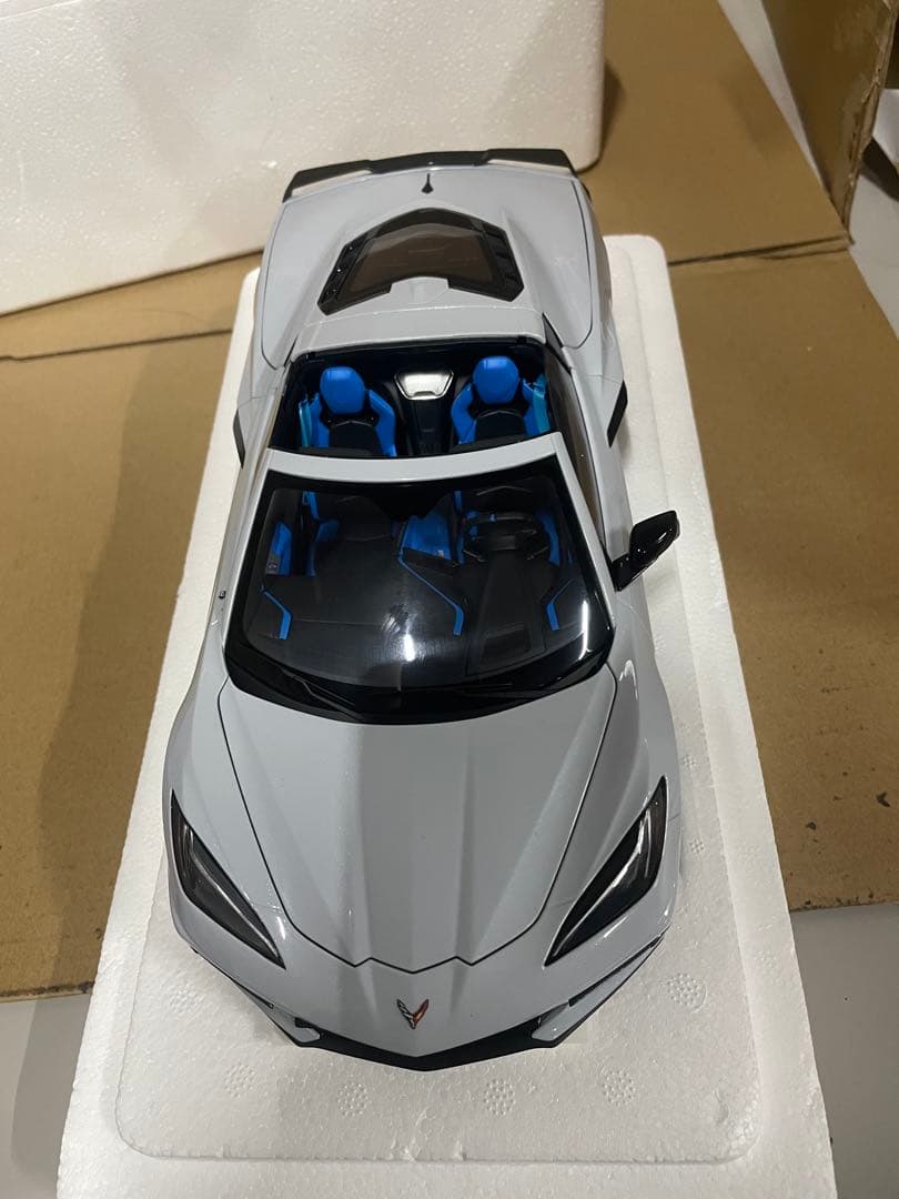 ハッピー専用オートアート 1/18 シボレー コルベット スティングレイ Z51