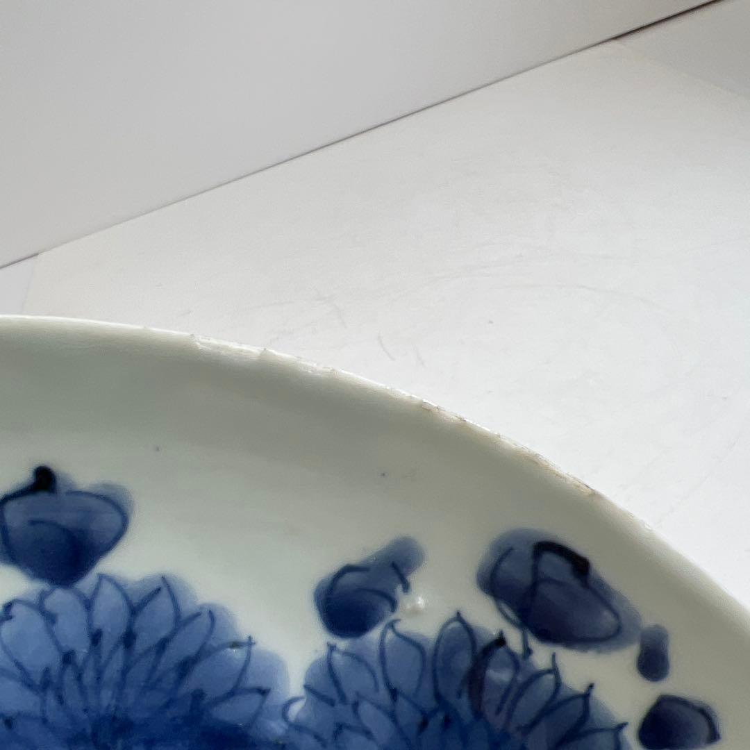 中国明時代　古染付上手陰刻草花図七寸皿直径21.5㎝トヒト東な8-0110☆2F