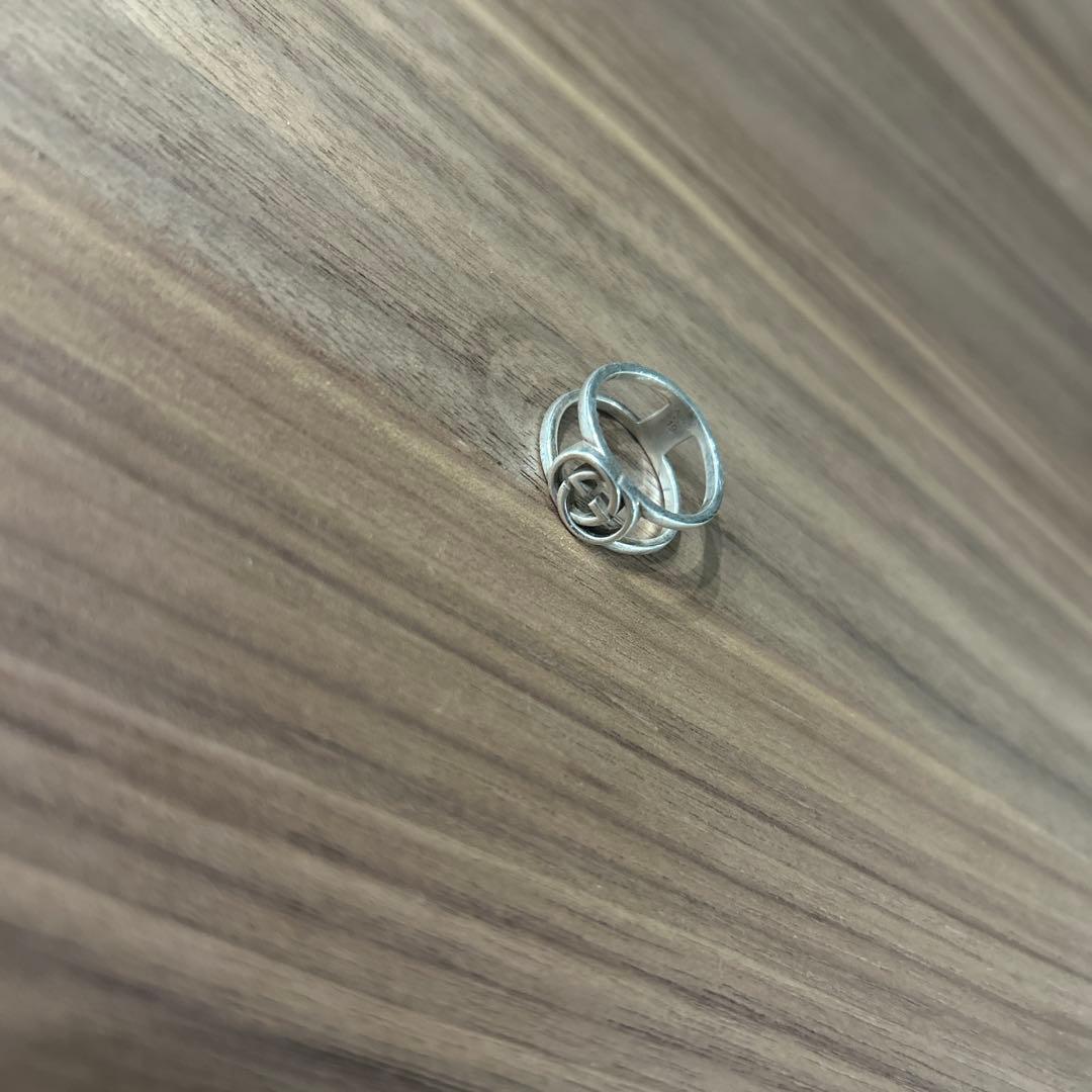 GUCCI シルバー インフィニティリング