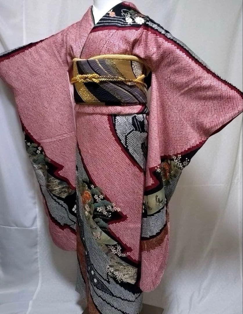 豪華　絞り振袖、長襦袢、半襟、重ね衿　18ー12