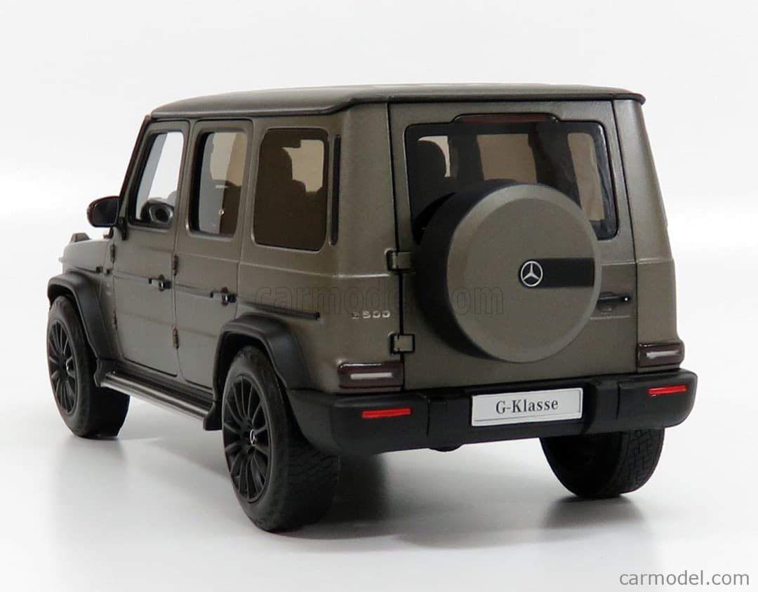 NOREV MercedesGクラス 2019　1/18