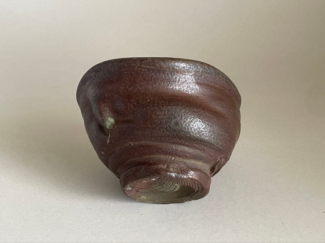 島武己(武巳) 茶碗 お碗 箱付き やちむん 焼締め 茶道具　検索:國吉清尚