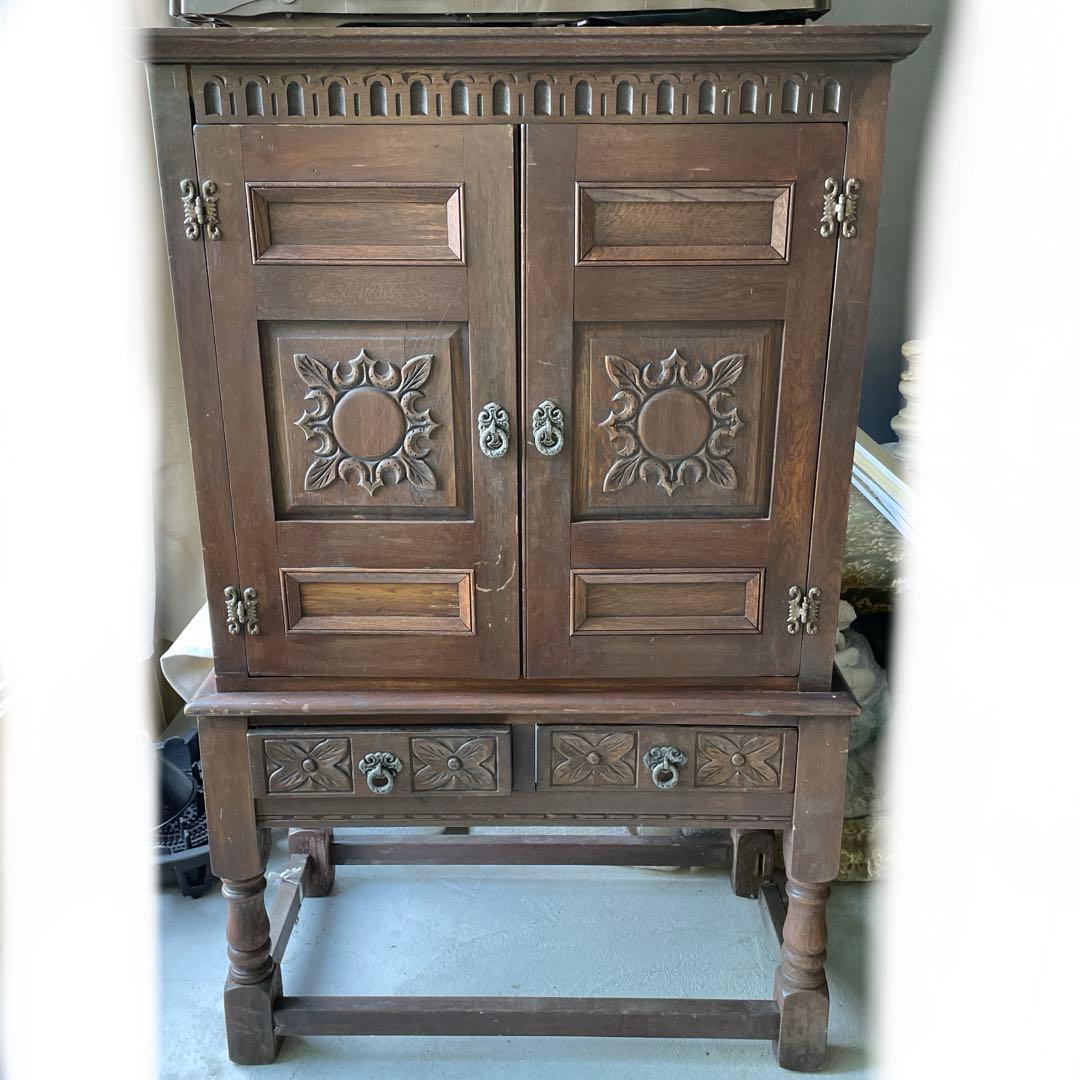 Old Charm 木製キャビネットイギリス製アンティーク家具