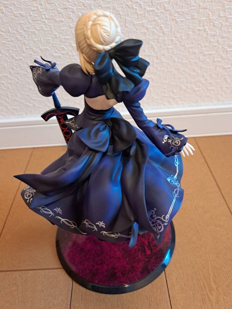 セイバー/アルトリア・ペンドラゴン ドレスVer. 1/7 完成品フィギュア