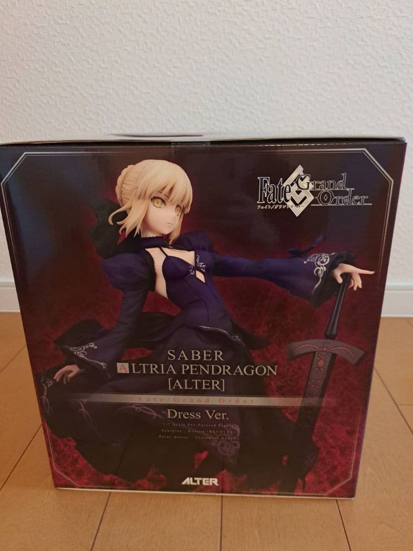 セイバー/アルトリア・ペンドラゴン ドレスVer. 1/7 完成品フィギュア
